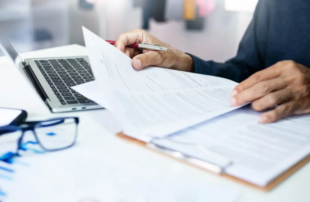 Titre de séjour avocat